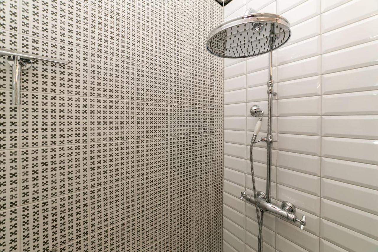 New Studio 3 - Self Check In, Parking Possible, Weekend Free Parking Bratislava Buitenkant foto